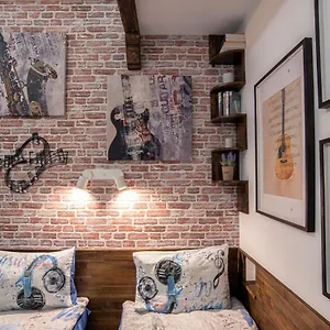 The Music House - Exclusive In The Heart Of By Flat Mаnager Apartamento